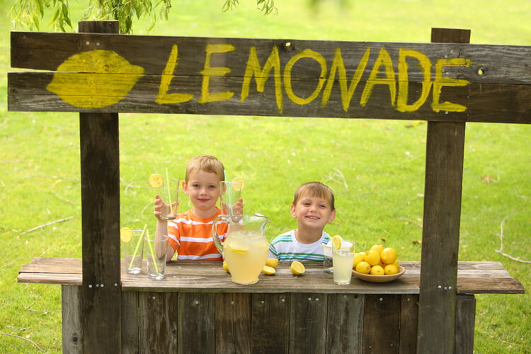 entrepreneur tips lemonade stand